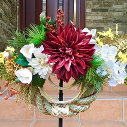 No.wreath-14918/お正月しめ縄リース/しめ飾り37x60cm/BIGダリア＆胡蝶蘭（アーティフィシャル造花 1枚目の画像