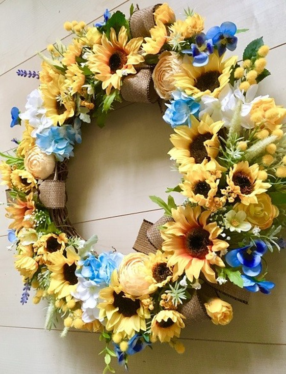 No.wreath-15058/ヒマワリとラナンキュラスのリース（１９）42cm/アーティフィシャルフラワー造花 2枚目の画像