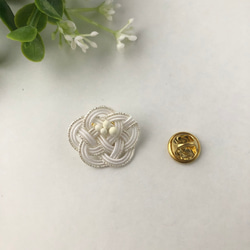 水引Flower 【椿】ラペルピン　ブローチ　お好みの金具へ変更可能です 1枚目の画像