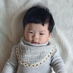[ああああ私の赤ちゃん]日本の6層糸グレークラウドホワイトリボンスロバータオルスカーフトライアングルタオルビブポケットモデルビブ 4枚目の画像
