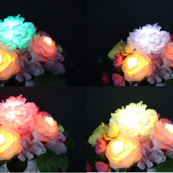 ダリアとバラの輝きのアレンジ～光る花３灯 5枚目の画像