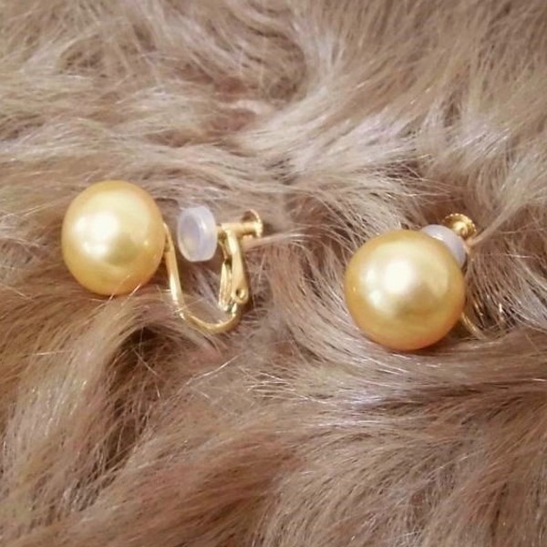 K18 Golden South Sea Pearl earrings