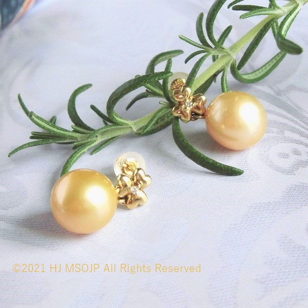 K18 Golden pearl petite pierced earrings