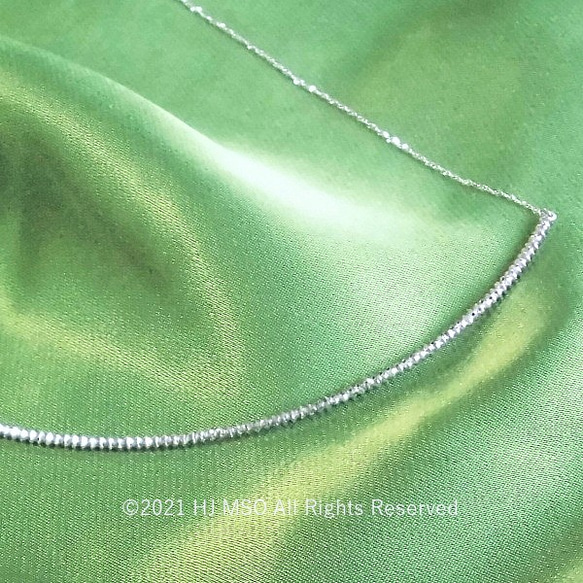 K18 White gold glittering design necklace 4枚目の画像