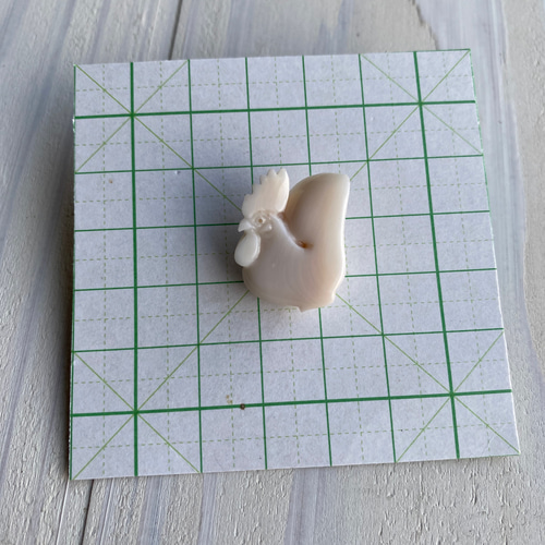 珊瑚 ニワトリ2羽 彫り物 【公式通販】