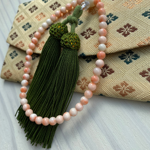珊瑚の数珠〜抹茶カラーのふさいろ〜 その他アクセサリー ライズ