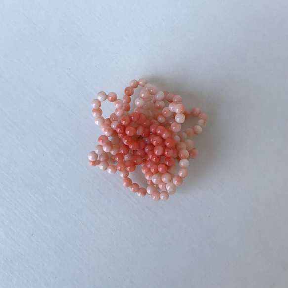 ピンク珊瑚で花編みブローチ・アウトレット 6枚目の画像