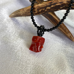 【印象派】赤と黒・珊瑚とブラックカラー天然石オリジナルデザインネックレス 9枚目の画像
