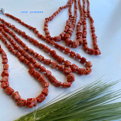 【アウトレット出品】天然ナチュラル素材・本珊瑚・生命力感じる赤い珊瑚ネックレス 1枚目の画像