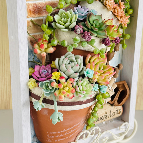 [非売品]ナチュラル多肉植物アレンジメント 壁掛け① 多肉植物＆グリーンアレンジメント ティアドロップボウル 寄せ