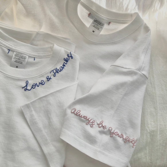 ☆受注制作 always be yourself 手刺繍Tシャツ ＊くすみピンク×白T＊刺繍箇所:袖 5枚目の画像