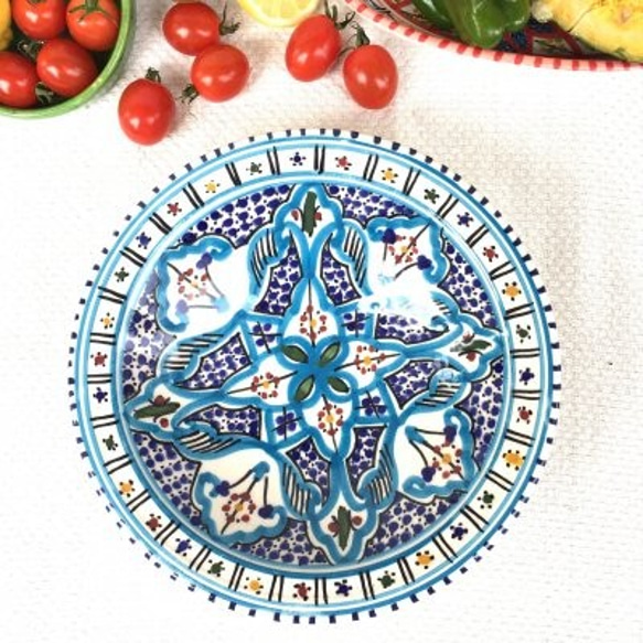 チュニジア・ナブールの陶器　ブルーの渦がかわいい モーリッシュスタイル柄 クスクス皿 22 tepsi 1枚目の画像