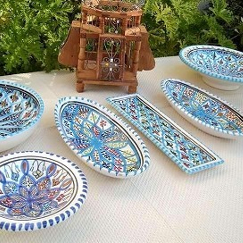 チュニジア・ナブールの陶器 オバール19cm 甘く人を酔わせる青と赤 55