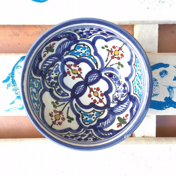 チュニジア・ナブールの陶器　ボウル 13cm　澄んだブルーが印象的 69 4枚目の画像