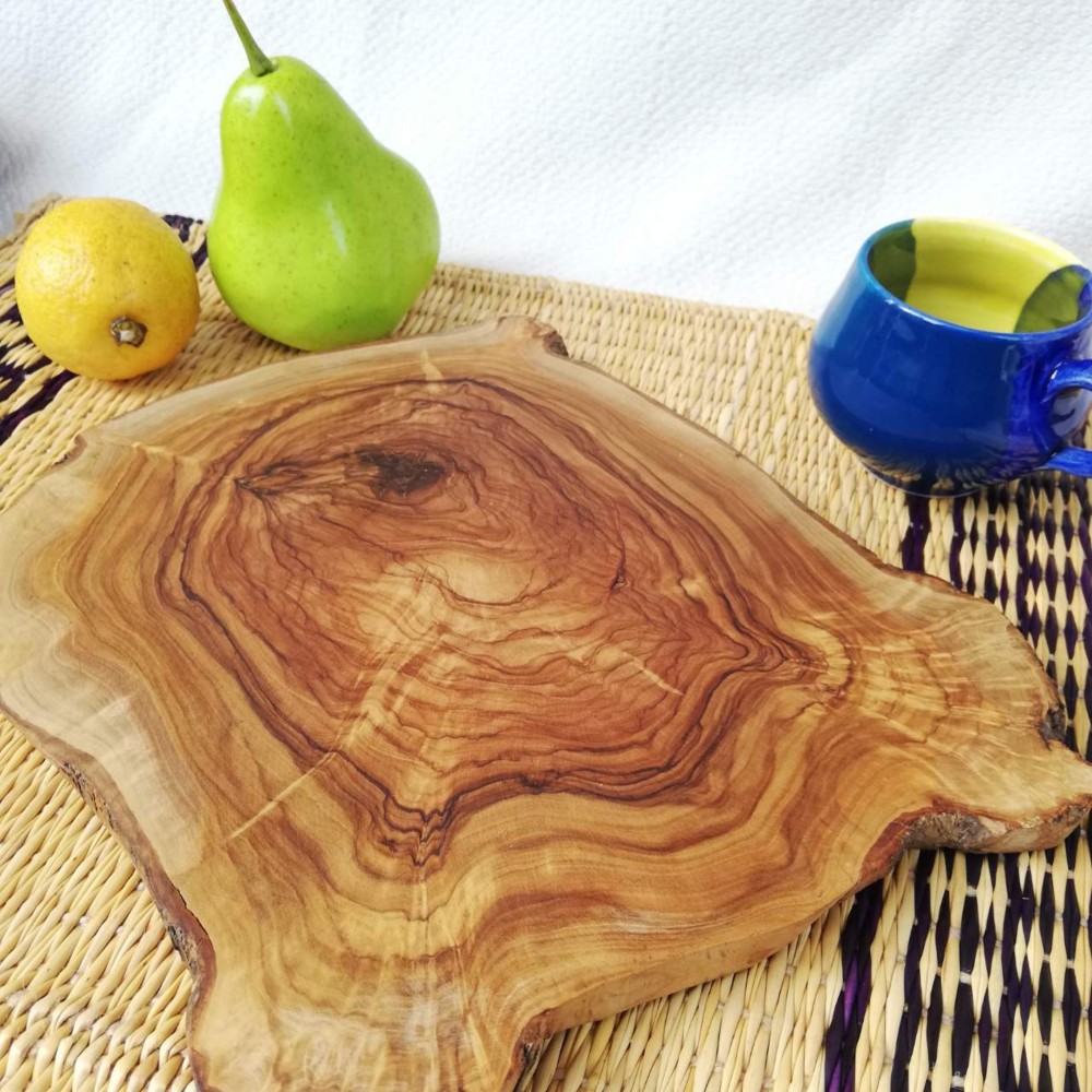 オリーブの木の輪切り カッティングボード 皮つき まな板 