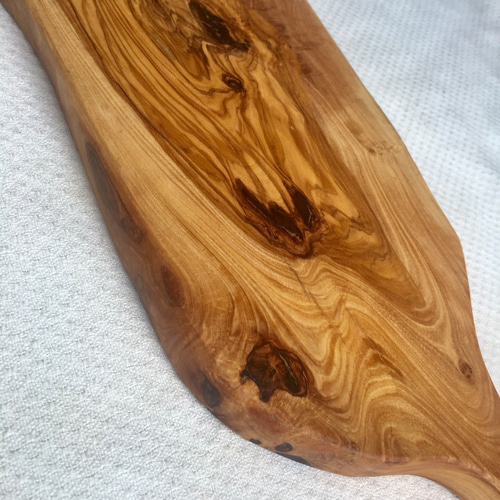 大自然感抜群 オリーブの木の超かっこいい大型まな板 大型取っ手付き