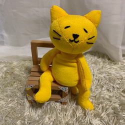 黄色いダルネコちゃん ハンドメイド　ぬいぐるみ　猫 6枚目の画像