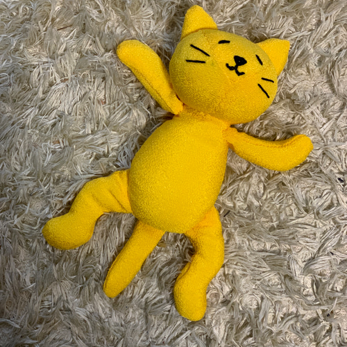 逞しい猫ちゃん イエロー アーティストベア ぬいぐるみ 海外作家様 ハンドメイド 逞しい猫ちゃん イエロー アーティストベア ぬいぐるみ 海外作家様