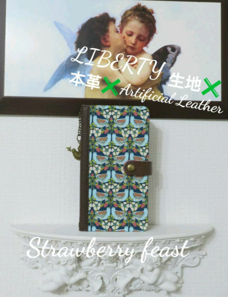 リバティ“ストロベリー フィースト” 手帳型スマホケース (概ね全機種 