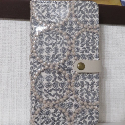 リバティ × ミナペルホネン “スリーピングローズ タンバリン” 汎用性 