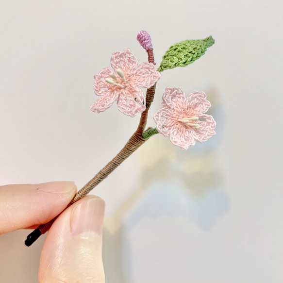 さくらさくら&lt;さくら&gt; |ヘアピンヘアピン|かぎ針編みギフト帽子髪飾り桜 2枚目の画像