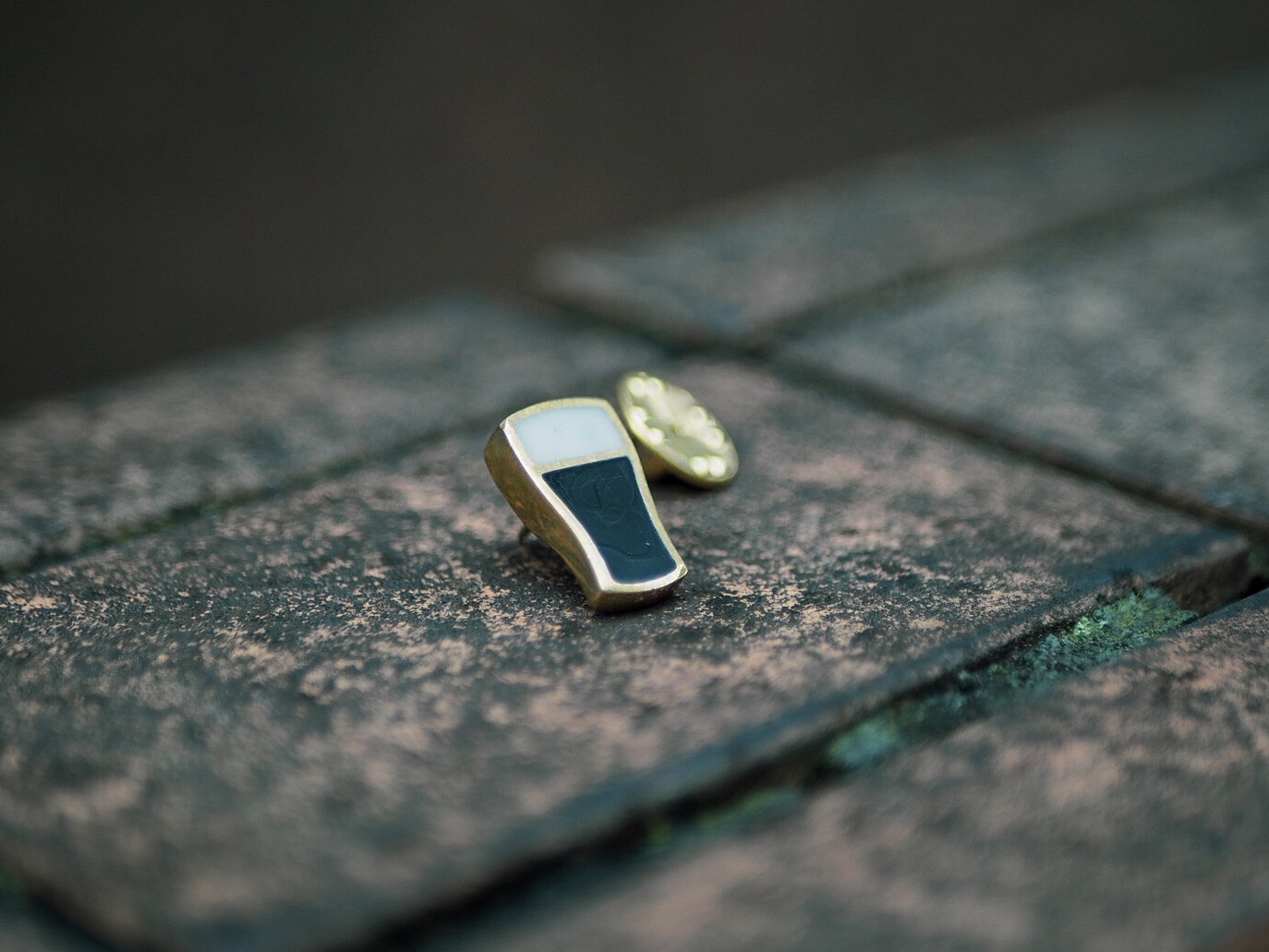 SHAMS push pin "PINT"