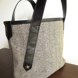 トートバッグ・ツイード／革・Sサイズ　＜SS tote tweed＞ 4枚目の画像