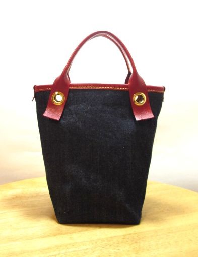 トートバッグ　デニム／革　＜HM tote red＞