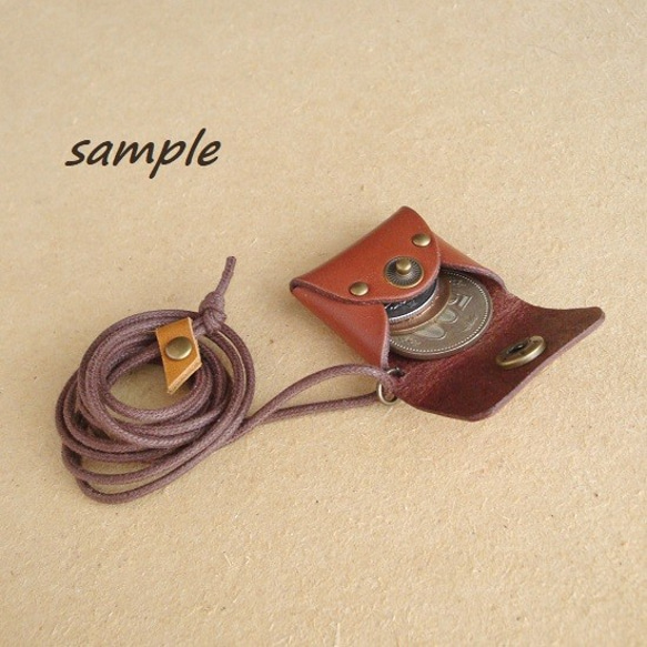 ネックレス miniコインケース 四角 赤茶レザー/ヌメ 2枚目の画像