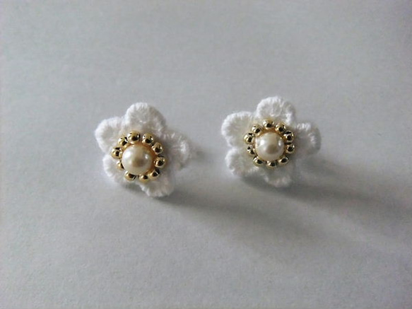 *Lace　Flower　Pierce* 1枚目の画像