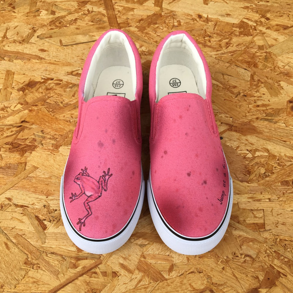 免費送貨385粉紅色青蛙藝術防滑運動鞋女裝男裝 第1張的照片