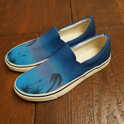 385熱帶景觀度假感覺的藍色漸變防滑運動鞋女裝男裝 第3張的照片