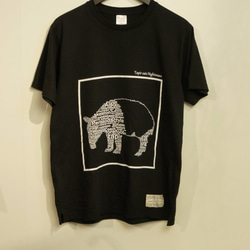 Tシャツ バク 英字 × アニマル 動物 ブラック メンズ レディース 【送料無料】 3枚目の画像