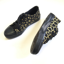 スニーカー 〈ALL BLACK〉giraffe AND leopard sneakers 【受注制作】 3枚目の画像