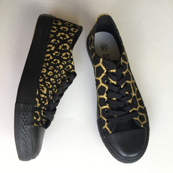 スニーカー 〈ALL BLACK〉giraffe AND leopard sneakers 【受注制作】 8枚目の画像