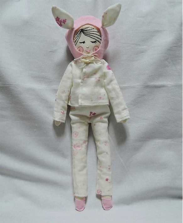 ピンク帽doll・フラワープリントパジャマ 3枚目の画像