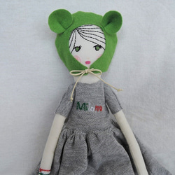 グリーン帽doll・トリコロール刺繍＆マキシスカート 2枚目の画像