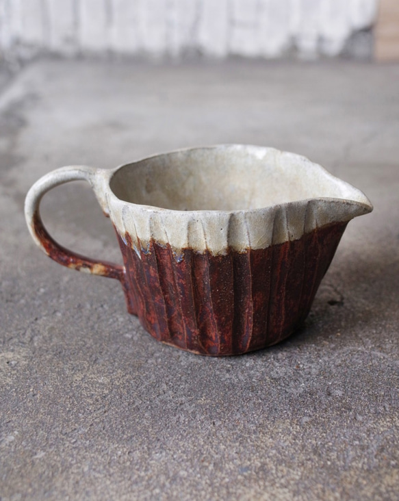 第179番＜真っ赤な直穀物手作り陶器茶海＞ 2枚目の画像