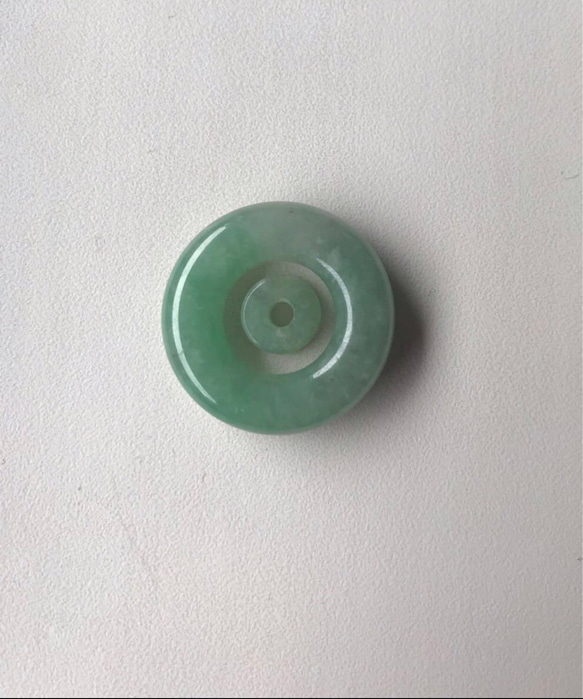 お買得】無樹脂含浸、無着色 天然 緑色 ヒスイ ルース $ ペンダント 