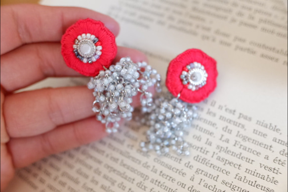 手工刺繡花朵變形奢華珠子耳環耳環24mm中號 第5張的照片