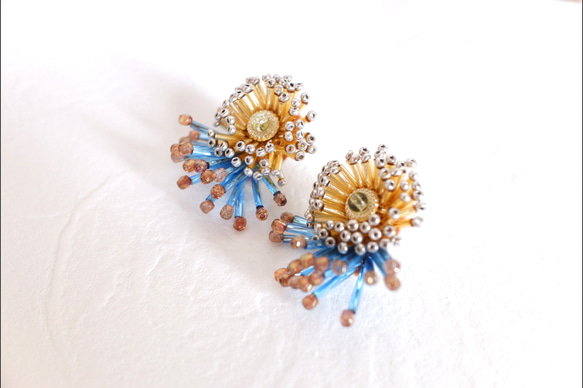 【おしべとめしべ】　マスクに負けない存在感　ビーズ刺繍　ピアスイヤリング 3枚目の画像