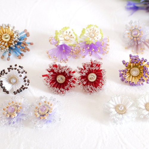 おしべとめしべ】 マスクに負けない存在感 ビーズキラキラビーズ