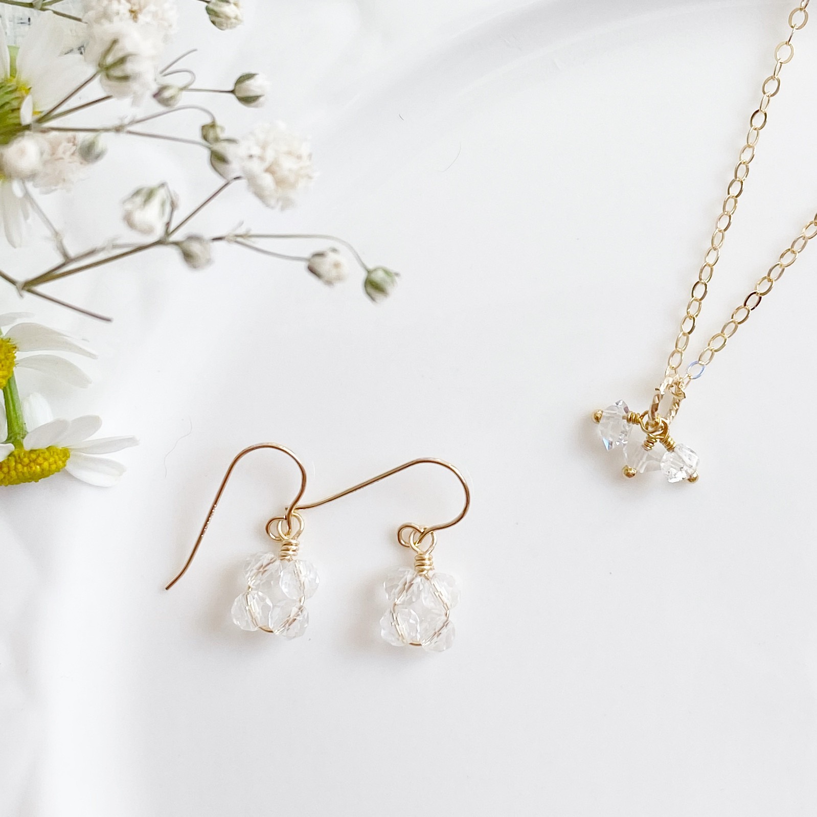 水晶 4月誕生石 ピアス＆ネックレスセット