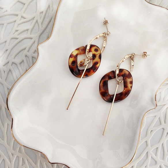 秋冬！べっ甲チェーン×スティックピアス/イヤリング 2枚目の画像