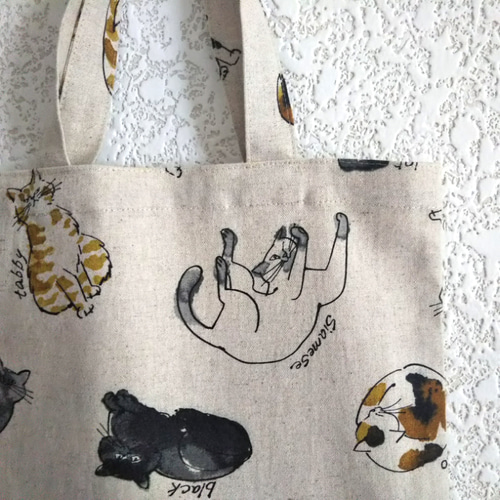 感謝価格 猫柄 パッチワーク トートバッグ エコティッシュカバー 巾着