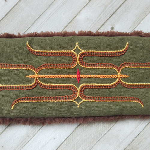 アイヌ文様刺繍入り ネックウォーマー(モスグリーン)『Creema限定  