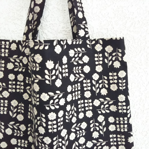 オーダー品】お弁当袋無地ブラックストライプ柄ちがい