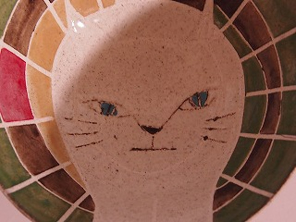 クレヨン画風「白猫」盌 4枚目の画像