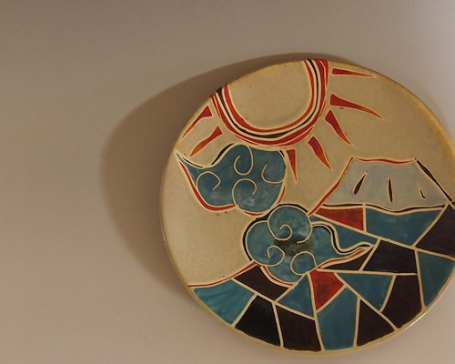太陽の顔デザインの皿 1_dd60cf2eb1d58cb3367c03e8ad3a