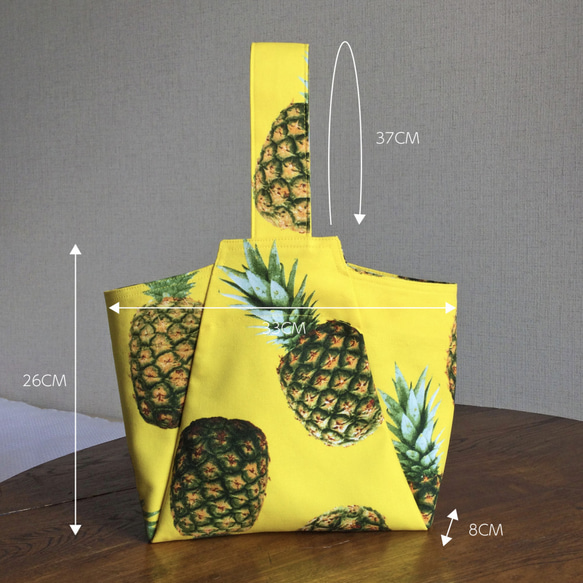 三角形ワンハンドルトートバッグ　パイナップル 3枚目の画像